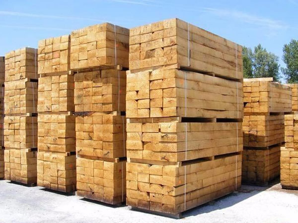 木屋建造防腐木材储存和管理的问题